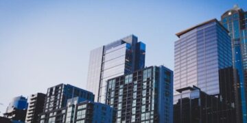 O fundo imobiliário RCRB11 registrou um aumento nos lucros e espera eliminar as vagas ociosas