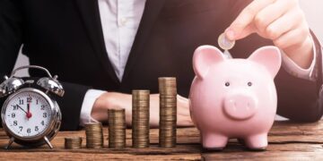 SNME11: fundo de investimento imobiliário apresenta rendimento de 4,04%, adotando uma estratégia defensiva e concentrando-se em CRIs