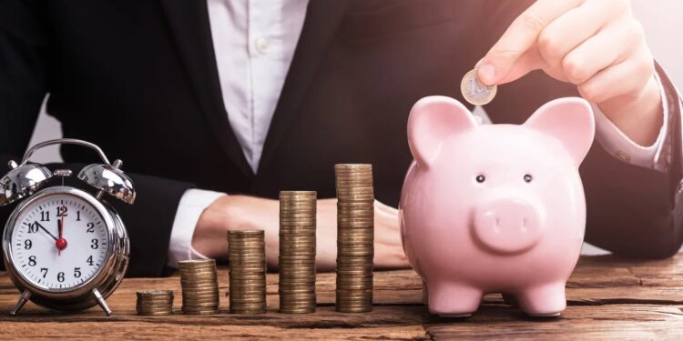 SNME11: fundo de investimento imobiliário apresenta rendimento de 4,04%, adotando uma estratégia defensiva e concentrando-se em CRIs