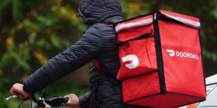 DoorDash adquire a britânica Deliveroo em transação de quase 4 bilhões de dólares