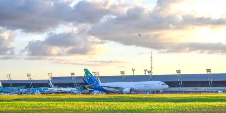 As companhias aéreas intensificam voos e percursos para Belém antes da COP30