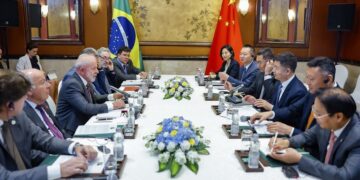 Lula anuncia que a China aumentará em 27 bilhões de dólares os investimentos no Brasil
