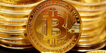 Como o Bitcoin se comportará frente ao ouro, que está atingindo máximas históricas?