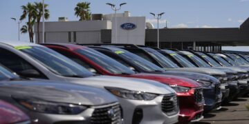 Ford estima um impacto de 1,5 bilhão de dólares com tarifas de automóveis em 2025