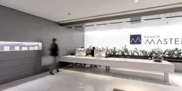 Justiça libera compra do Banco Master pelo BRB