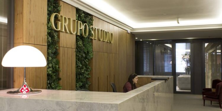 Grupo Studio investe em setor educacional para faturar R$ 150 milhões