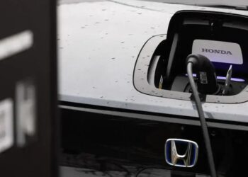Honda corta 30% orçamento: aposta em híbridos triplica!