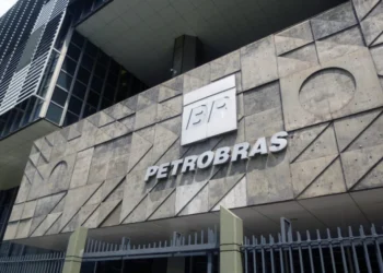 Petrobras (PETR4) volta a perfurar poços na Bahia, após um hiato de seis anos