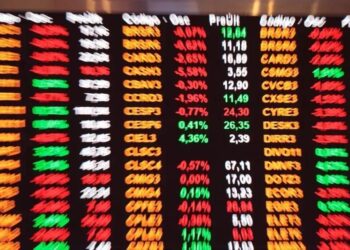 Ibovespa Cai e Dólar Sobe: Entenda o Impacto Agora!