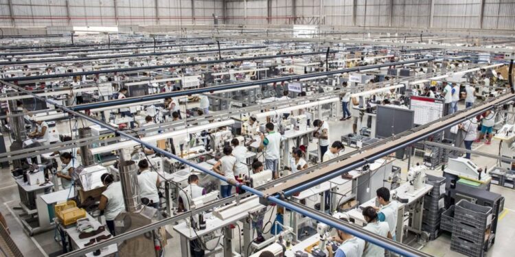 Ceará registra maior crescimento econômico em 14 anos com alta de 6,5% no PIB