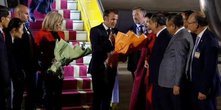 Macron na Ásia: €9 Bi em Acordos e Impacto Regional