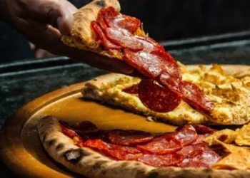 Pizza de R$ 6 bilhões, Trump e criptomoedas: as delícias do Bitcoin em seu auge histórico
