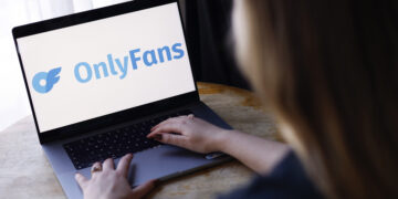 OnlyFans gera um lucro de R$213 mi por empregado, superando Apple e Nvidia