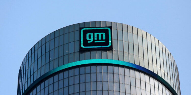 A GM planeja investir 4 bilhões de dólares em fábricas nos Estados Unidos, apesar das ameaças de aumento de tarifas