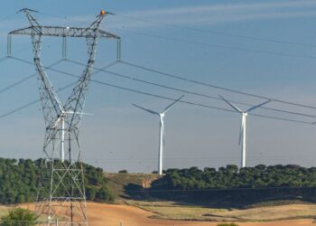 A Eletrobras planeja estabelecer 18 novas linhas de transmissão no Nordeste até o ano de 2027