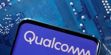 Qualcomm conclui aquisição da empresa britânica Alphawave IP por US$ 2,4 bilhões
