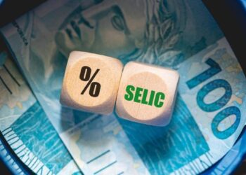 Copom eleva Selic para 15% ao ano, maior nível em duas décadas