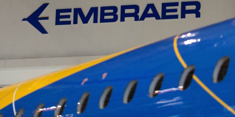 Embraer decola na Bolsa com alta de 26% no ano e contratos bilionários no Paris Air Show