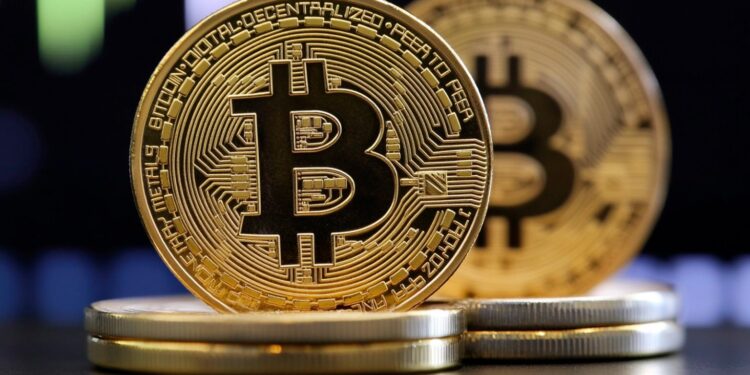Bitcoin (BTC) cai abaixo dos 100 mil dólares após ataques dos Estados Unidos ao Irã