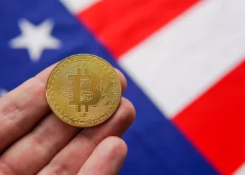 Bitcoin (BTC) recupera os US$ 105 mil, e criptomoedas disparam atentas ao ‘TACO Trade’ de Donald Trump