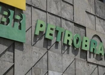 Ibovespa em Alta: O Impacto da Petrobras e Dólar em Queda