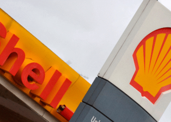 Shell tem planos para comprar rival BP; transação pode ultrapassar 83 bilhões de dólares