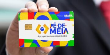 Caixa Tem disponibiliza Pix no valor de R$ 200 para alunos do Pé-de-Meia