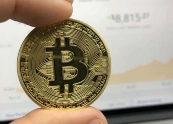 Agência americana afirma possuir apenas 28 mil Bitcoins e questiona a reserva do país
