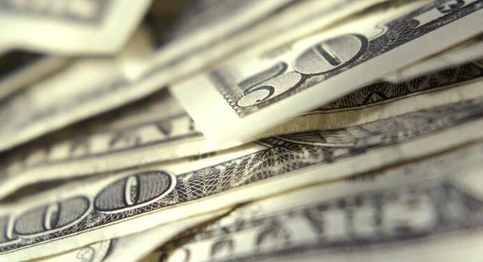 Com as novas ameaças de tarifas de Trump, o dólar sobe para R$ 5,47