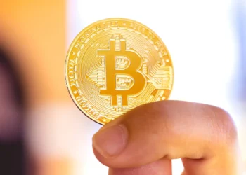 Bitcoin valoriza-se atento a acordos comerciais e ao resultado do payroll