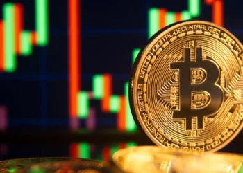 Bitcoin atinge novo recorde histórico e valoriza mais de 27% no ano: qual é o limite do preço?