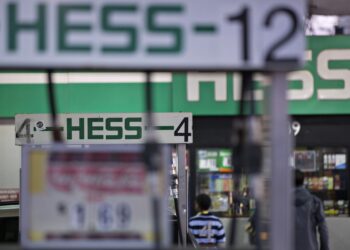 Chevron conclui a compra da Hess por US$ 53 bilhões