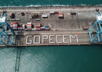Complexo do Pecém renova pré-acordo com consórcio Stolthaven/GES para operação de amônia verde