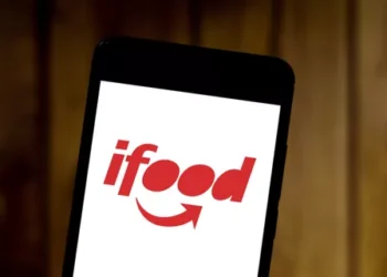iFood divulga aquisição de 20% da CRMBonus