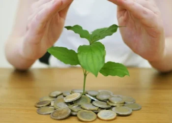 SNME11 paga dividendos de 1,14% e faz compra milionária de outro FII