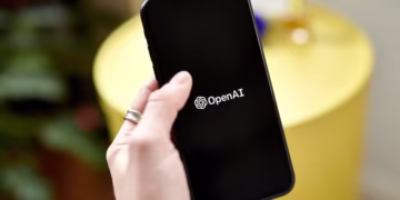A equipe da OpenAI pretende vender ações no valor de US$ 6 bilhões