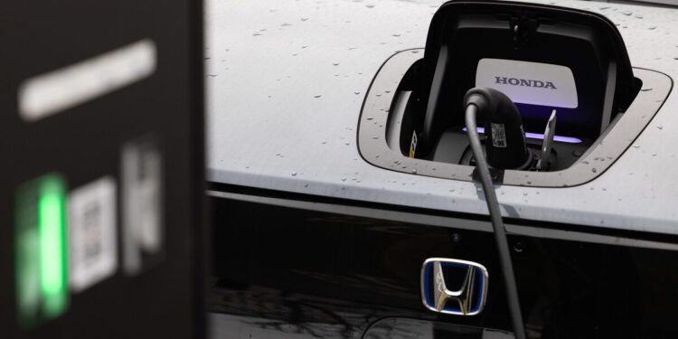 No segundo trimestre de 2025, a Honda enfrenta um impacto tarifário de 850 milhões de dólares