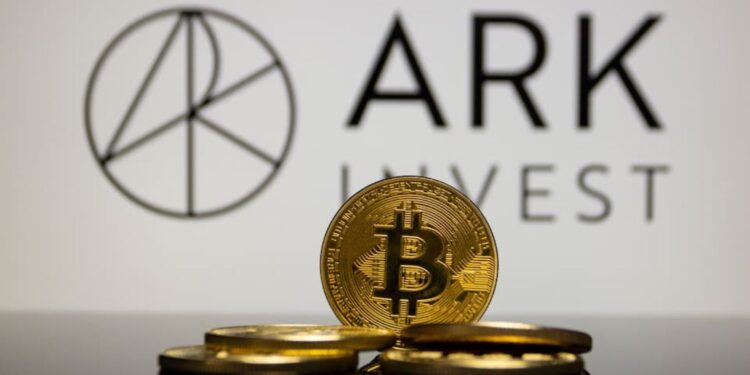 A Ark Invest adquiriu US$ 30 milhões em ações da Coinbase e adicionou US$ 17 milhões em BitMine em três fundos diferentes