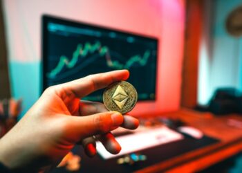 Fluxo Recorde: ETFs Spot de Ethereum arrecadam US$ 5,4 bilhões em julho e inauguram uma nova fase institucional