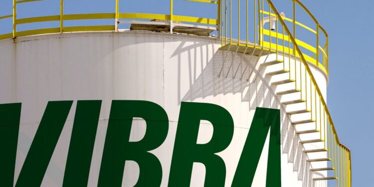 A Vibra não enxerga dificuldades na oferta de combustível caso não seja possível importar diesel da Rússia