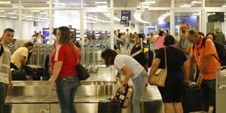 O turismo internacional no Ceará aumentou 35,9% e já atraiu mais de 56 mil turistas em 2025