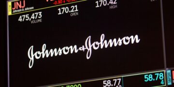 Johnson & Johnson aplicará US$ 2 bilhões para aumentar a produção nos Estados Unidos