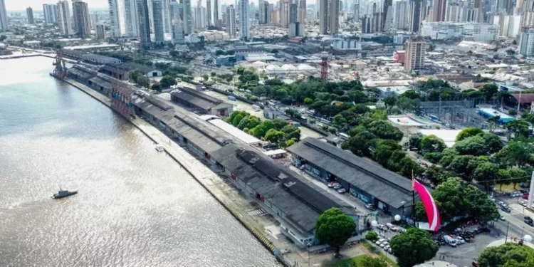 Brasil exige que países cumpram as metas climáticas a tempo, afirma CEO da COP30