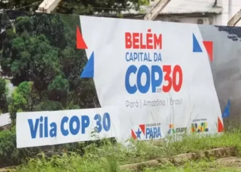 Mesmo sob pressão, Brasil mantém Belém como sede da COP30