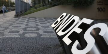 BNDES anuncia Floresta Viva 2, que destina R$ 100 milhões para a recuperação e conservação de biomas