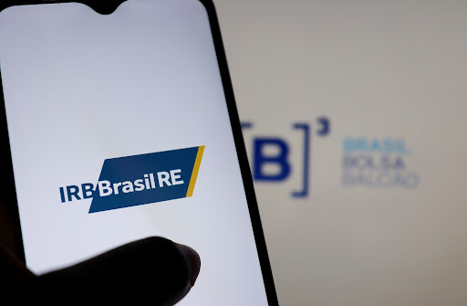 IRB (IRBR3) dispara após lucro inesperado no 2T25; os investidores devem investir agora?