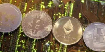 Estudo revela que brasileiros utilizam stablecoins no dia a dia, mas preferem guardar Bitcoin