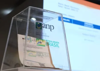 Petroleiras devem aplicar R$ 17 bilhões em campos terrestres, segundo a ANP