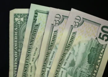 Dólar, Bolsa e juros: como o mercado deve responder na quinta-feira às deliberações do Copom e do Fed?