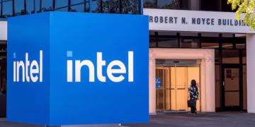 Após vender sua participação na Altera, a Intel diminuiu sua previsão de gastos